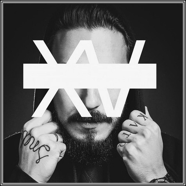 Okładka albumu XV
